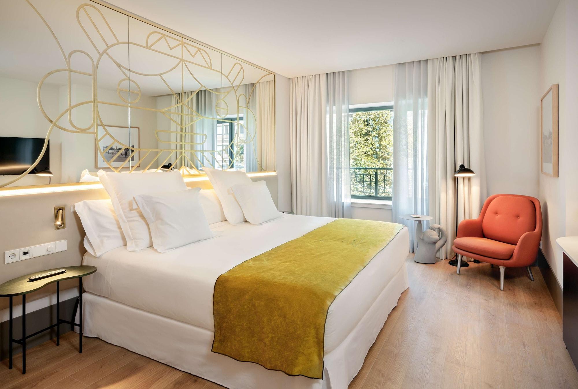 Barcelo Torre De Madrid Hotel Luaran gambar Deluxe room
