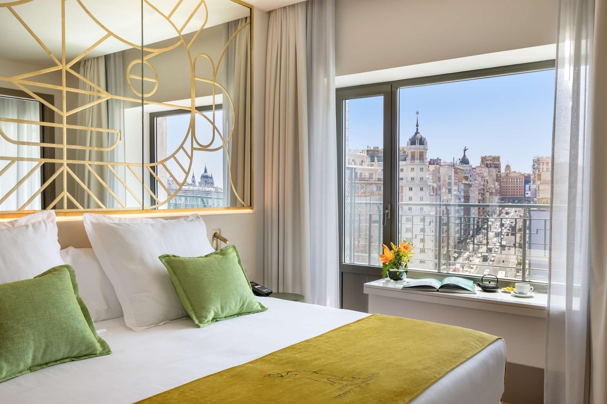Barcelo Torre De Madrid Hotel Luaran gambar Deluxe room