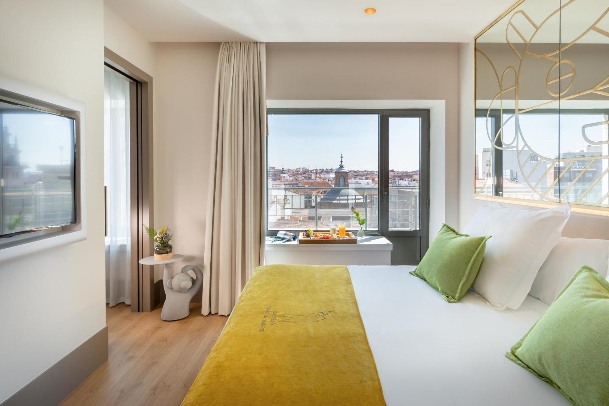 Barcelo Torre De Madrid Hotel Luaran gambar Deluxe room
