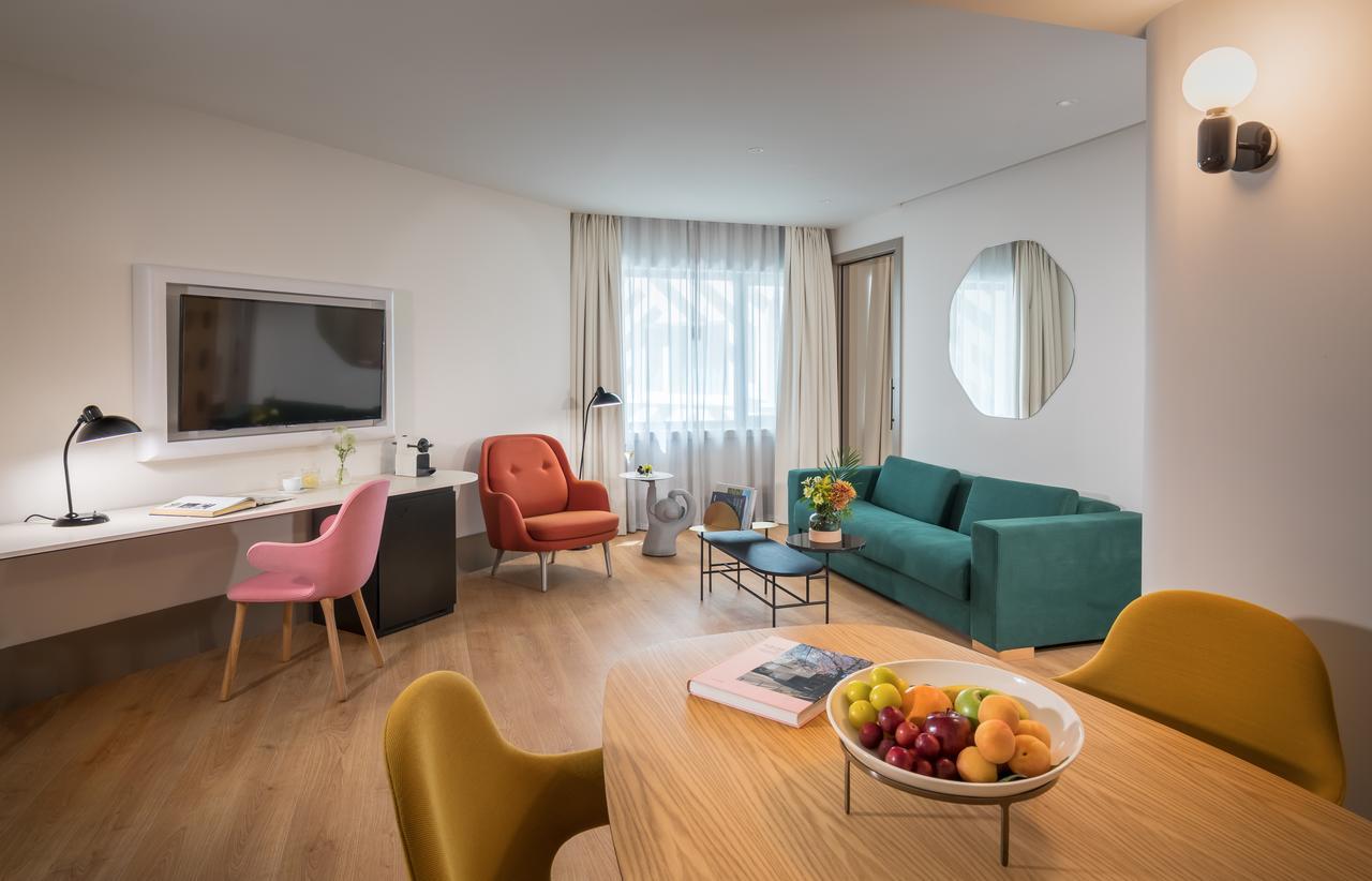 Barcelo Torre De Madrid Hotel Luaran gambar Suite