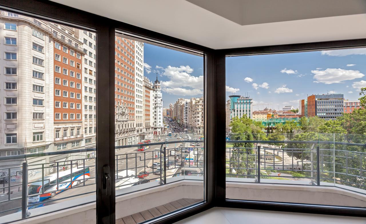 Barcelo Torre De Madrid Hotel Luaran gambar View from the apartment