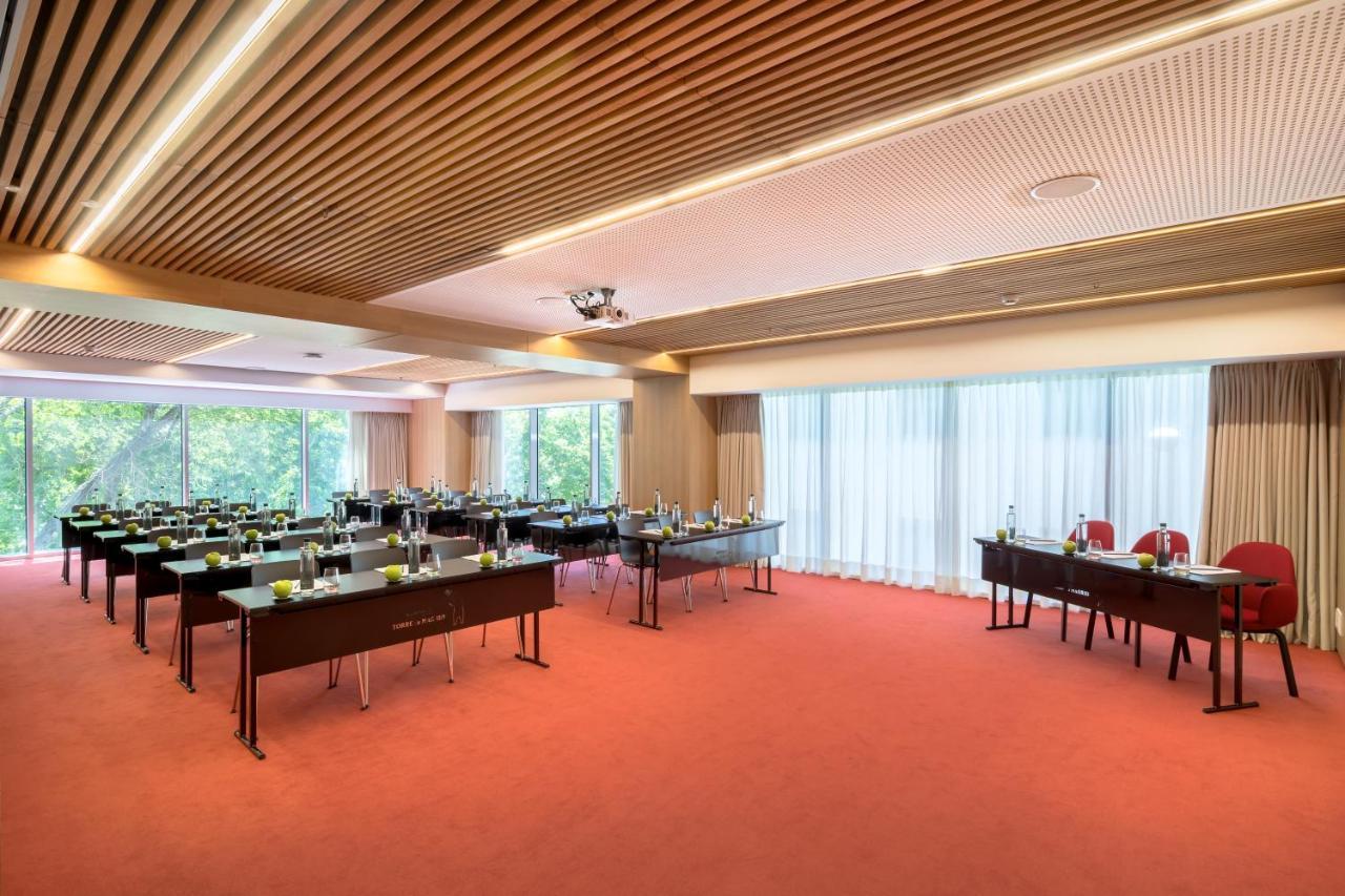Barcelo Torre De Madrid Hotel Luaran gambar Meeting room